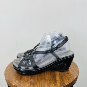 J-41 Adventure On St John Black Leather Strappy Sandals Women’s Size 8
